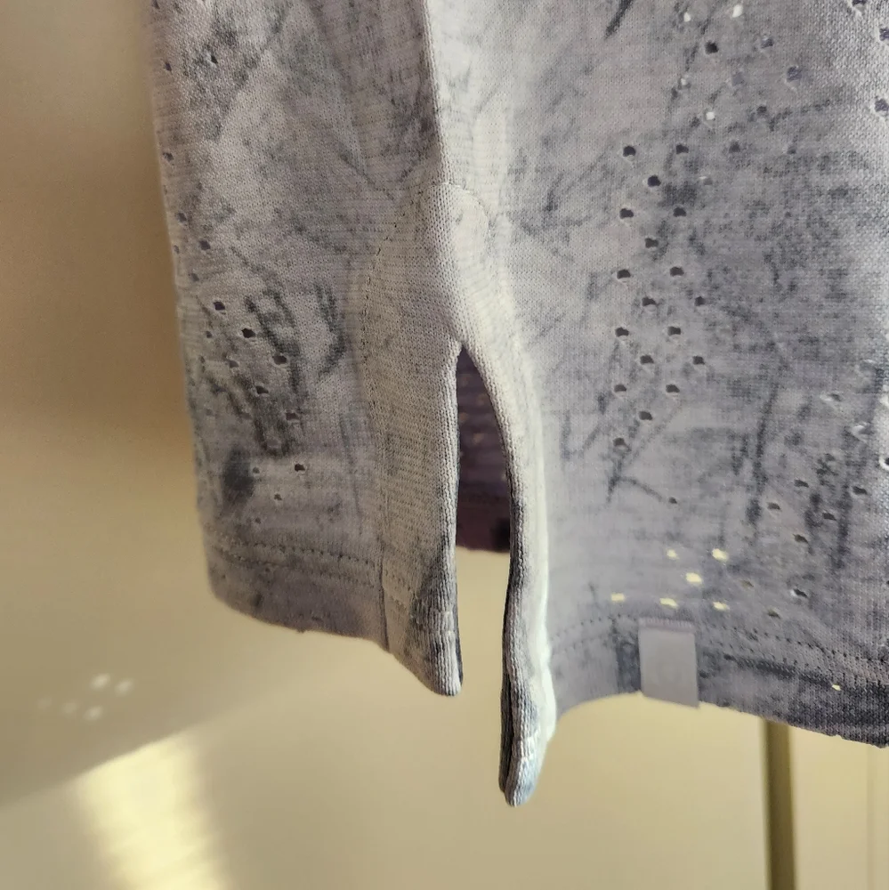 Lululemon Train to be Relaxed Fit Luna Blue Tye Dye Mesh Tank Top size 6 - Picture 6 of 11